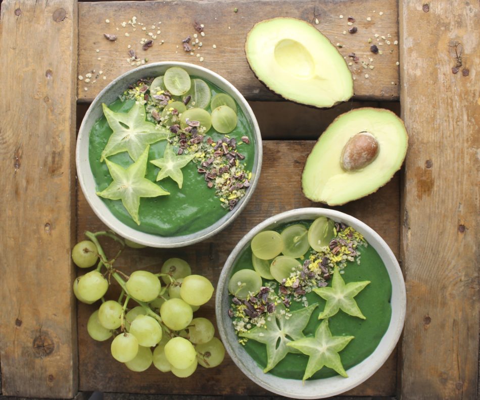 Grøn Nytårs smoothiebowl - Plantebaseret / Vegansk opskrift - Mad med glød